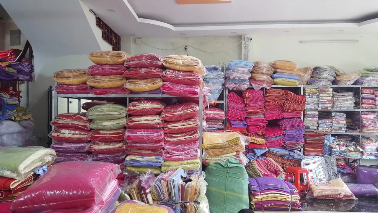Lựa Chọn Chăn Ga Gối Đệm Giá Rẻ - Giải Pháp Tối Ưu Chi Phí Cho Giấc Ngủ Ngon 2 Lựa Chọn Chăn Ga Gối Đệm Giá Rẻ - Giải Pháp Tối Ưu Chi Phí Cho Giấc Ngủ Ngon